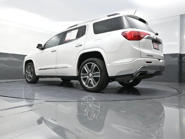 Used 2018 White GMC Denali image 34