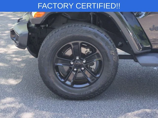 Used 2022 Black Jeep Unlimited Sahara Altitude image 10