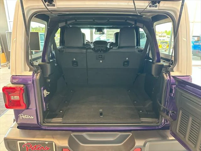 New 2026 Reign Exterior Paint Jeep Sahara image 22