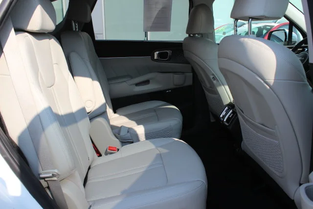 Used 2023 White Kia SX Prestige image 35