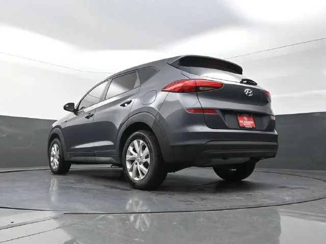 Used 2021 Gray Hyundai SE image 35