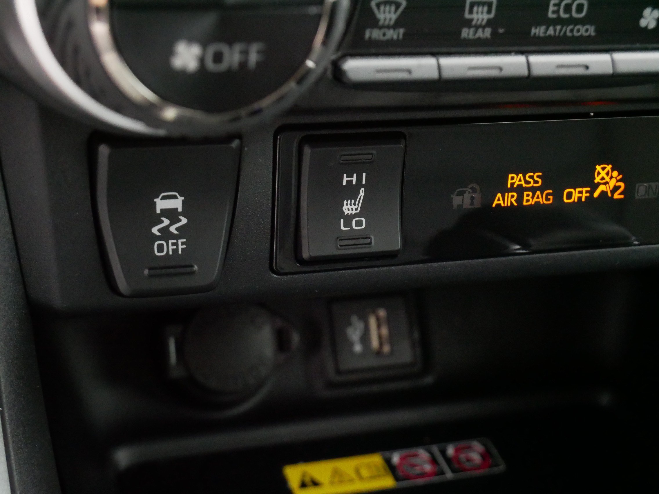 Certified Used 2023 MIDNIGHT BLACK METAL Toyota XLE Premium image 30