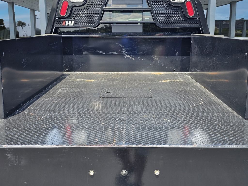 Used 2024 Black GMC Denali image 14