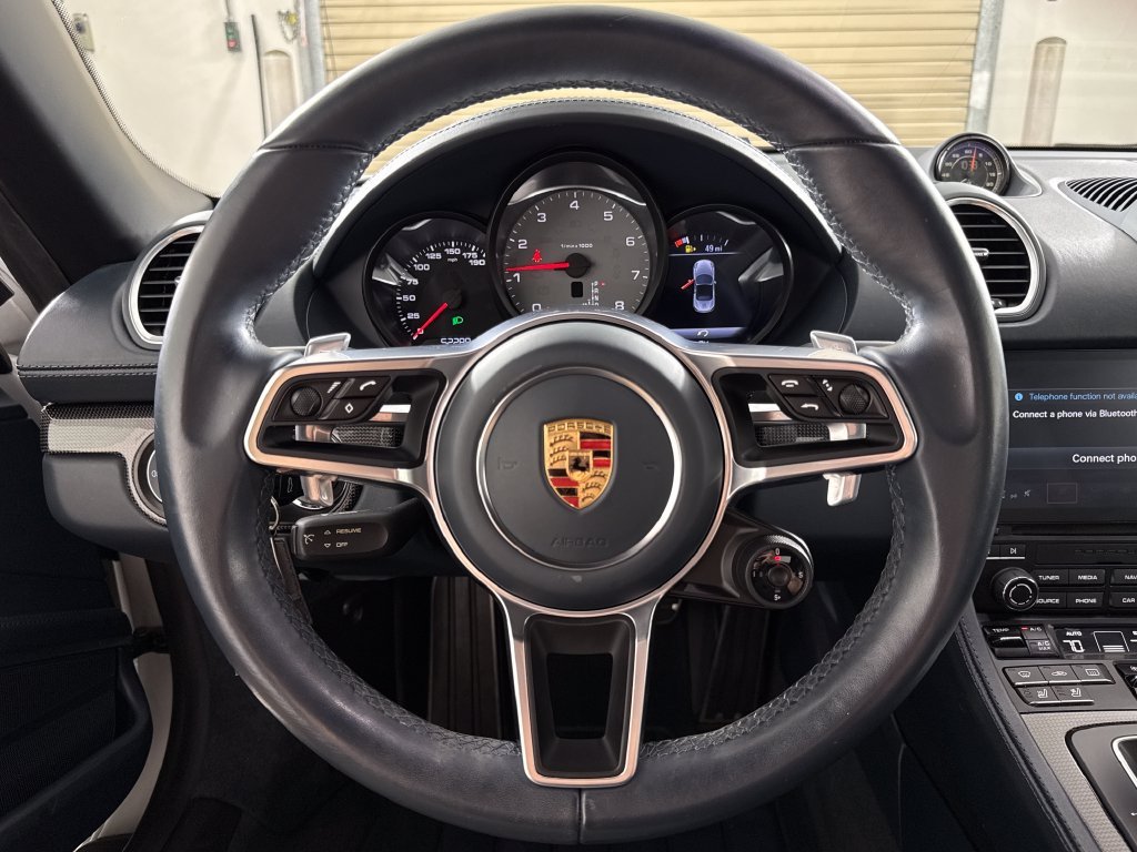 Used 2017  Porsche S image 11