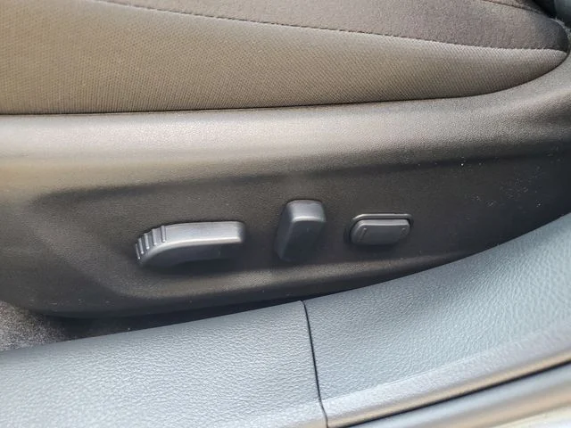 2025 Nissan Altima SV - Photo 12