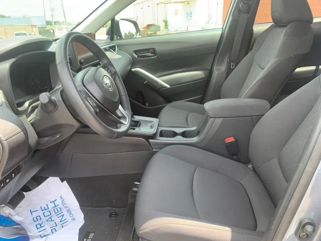 Used 2026  Toyota LE image 22