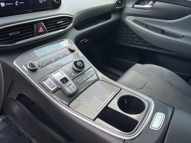 Used 2022 Silver Hyundai SEL image 24