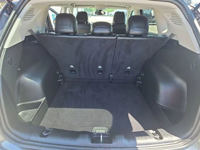 Used 2022 Gray Jeep Latitude Lux image 13
