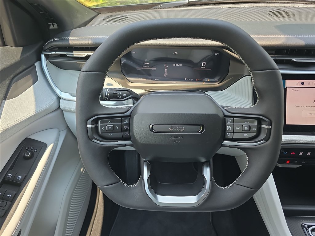 2026 Jeep Cherokee Laredo - Photo 17
