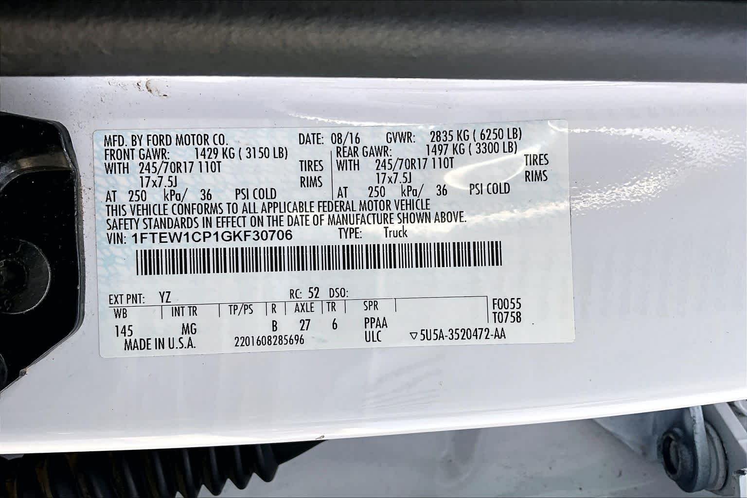 Used 2016 Oxford White Ford XLT image 35