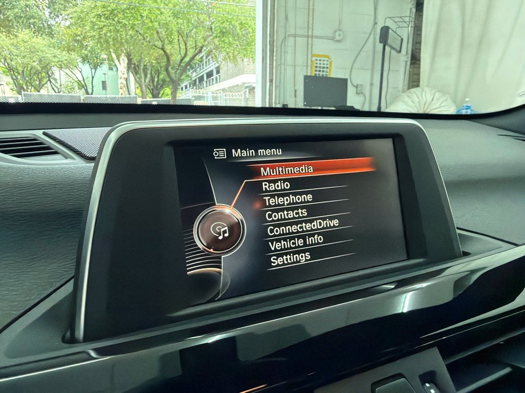 Used 2017 White BMW sDrive28i image 15