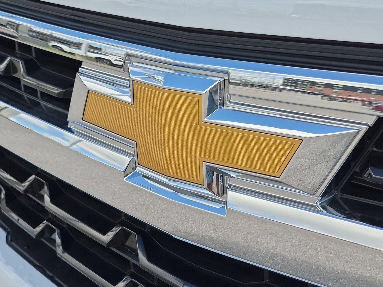 New 2026 Summit White Chevrolet LT (2FL) image 30