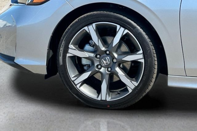 New 2026 Platinum White Pearl Honda Sport Touring image 4