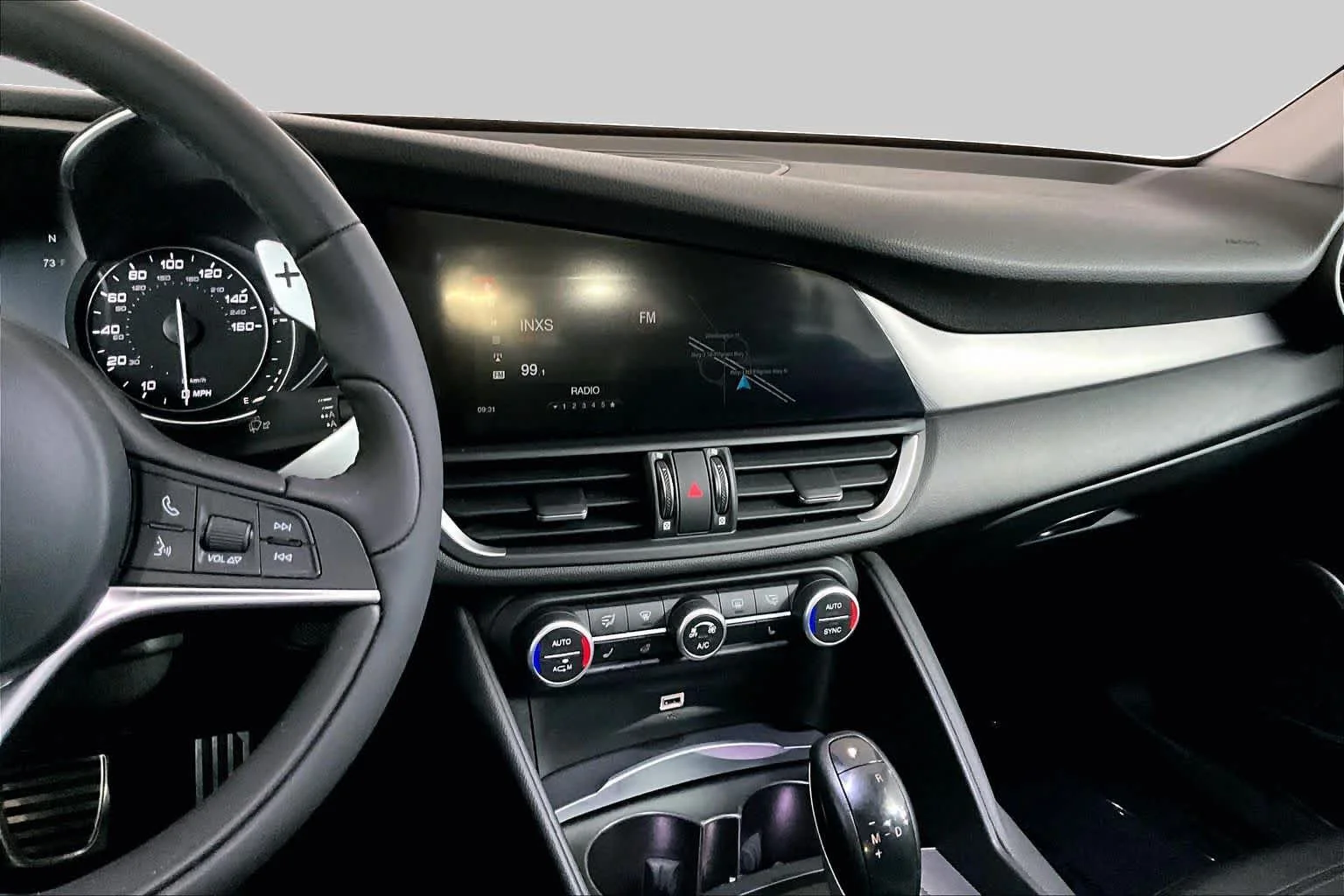 Pre-Owned 2018 Alfa Romeo Giulia Ti Sport