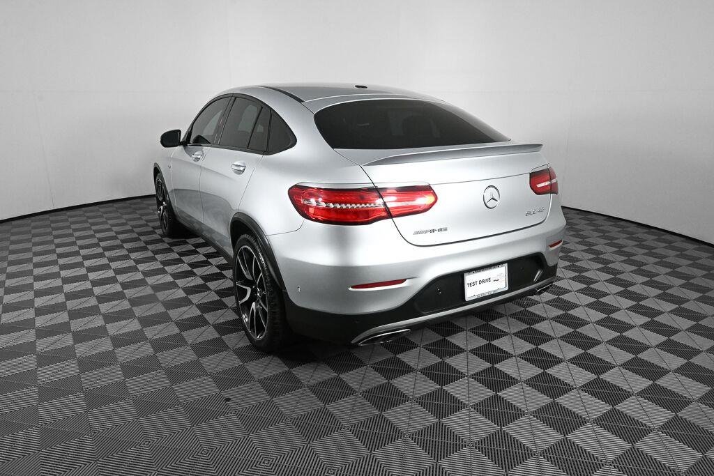 Used 2018 SELENITE GRAY METALLIC MERCEDES-BENZ TRUCK  image 4