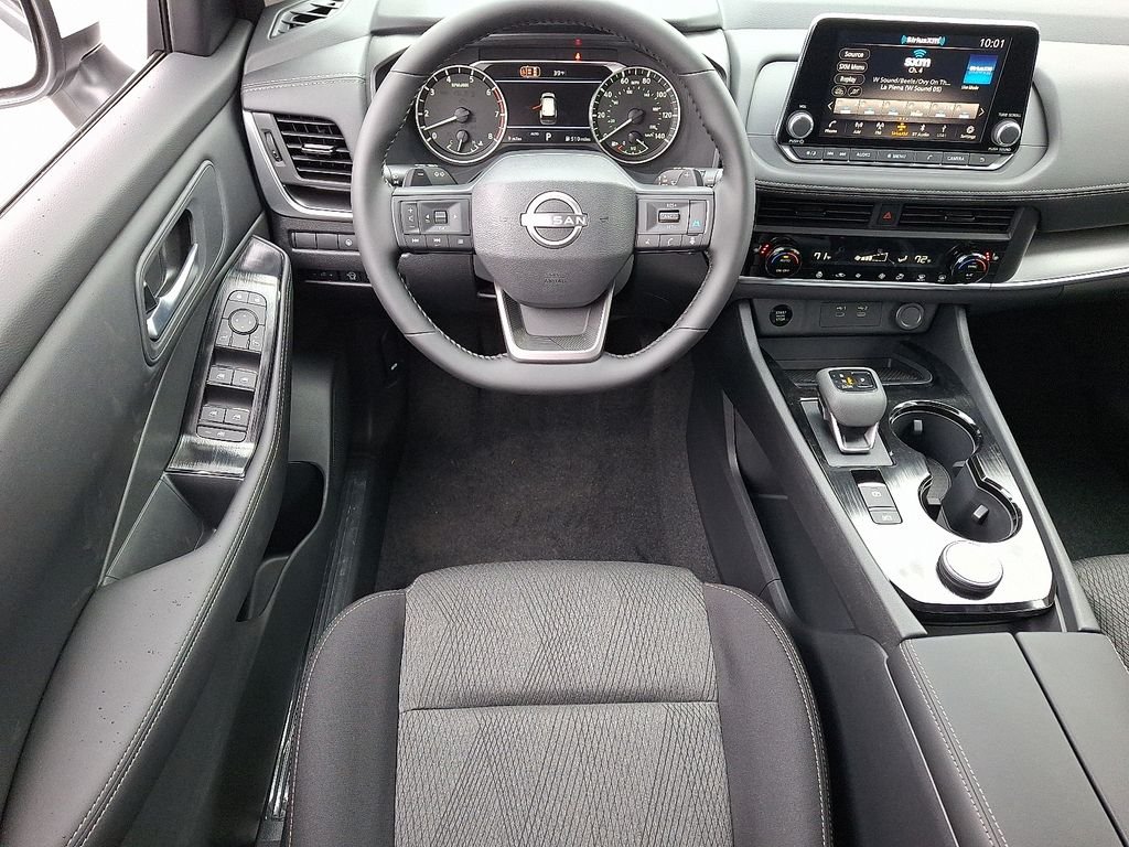 New 2026 White Nissan SV image 7