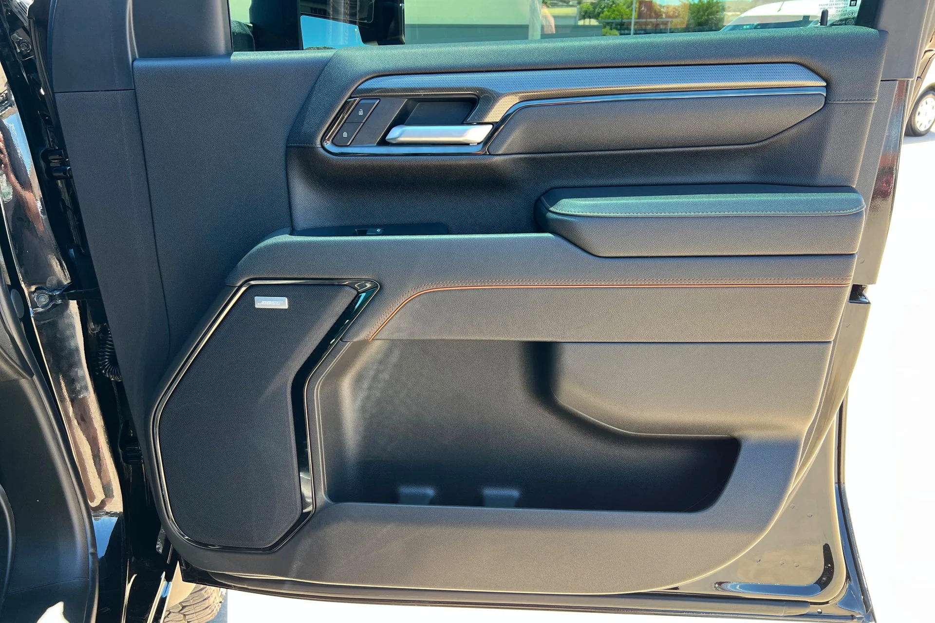 Used 2025 Onyx Black GMC AT4 image 22