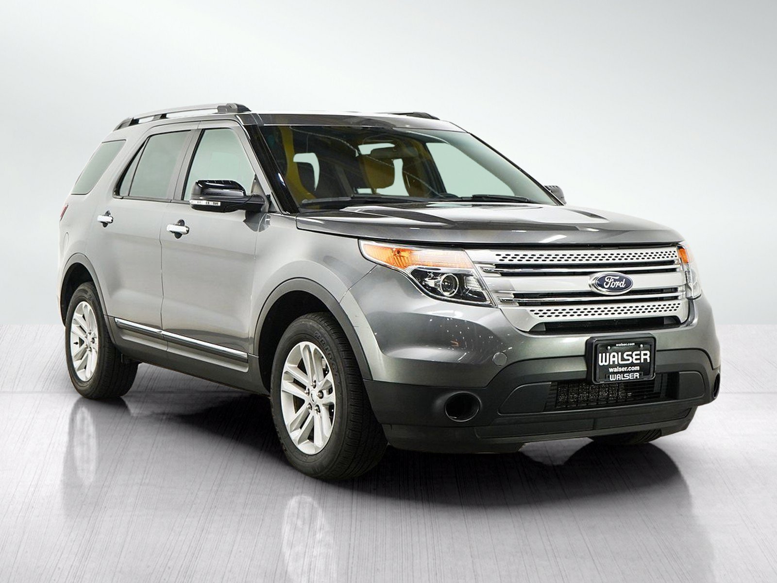 Used 2014 Sterling Gray Metallic Ford 4WD 4dr XLT image 7