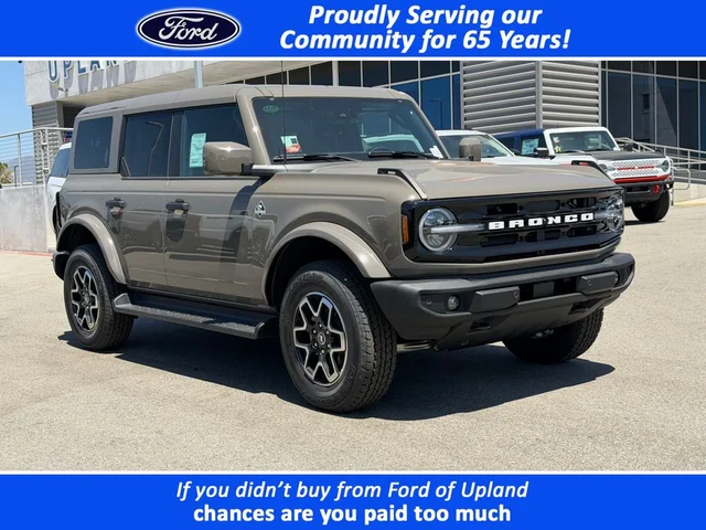 2026 Ford Bronco Outer Banks®