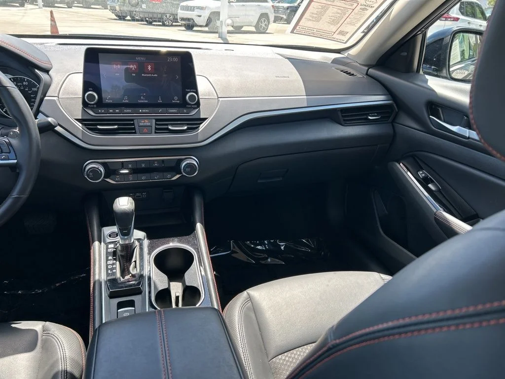 Used 2025 Gray Nissan 2.5 SR image 12