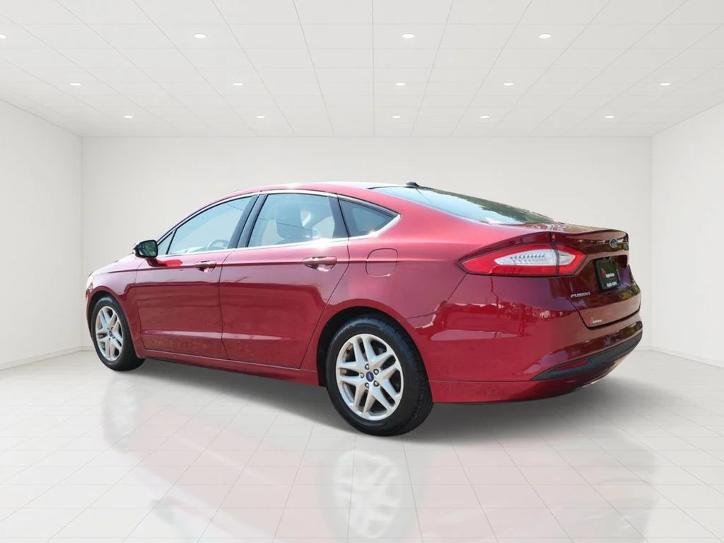 Certified Used 2015 Red Ford SE image 4
