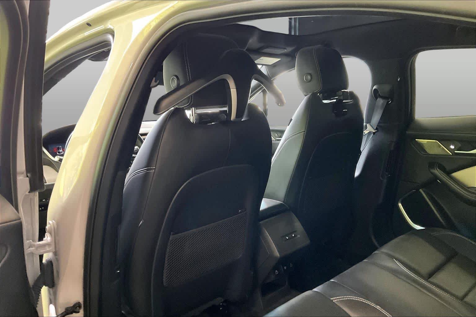Used 2022 Yulong White Metallic Jaguar HSE image 21