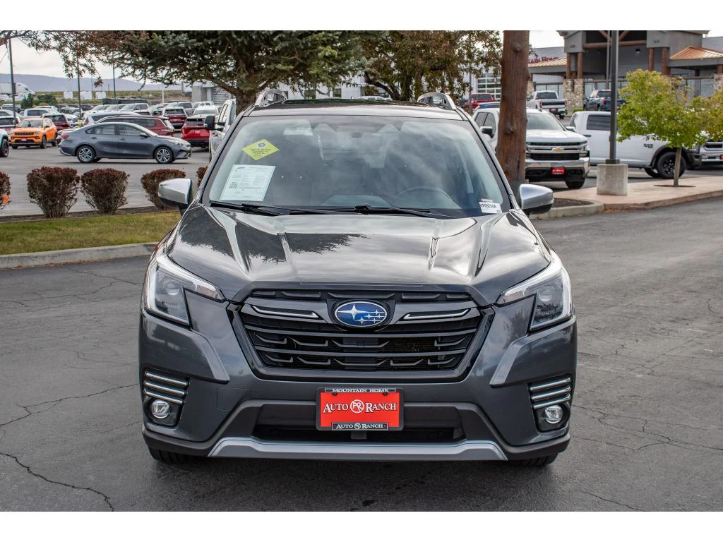 Used 2022 Magnetite Gray Metallic Subaru Touring image 3