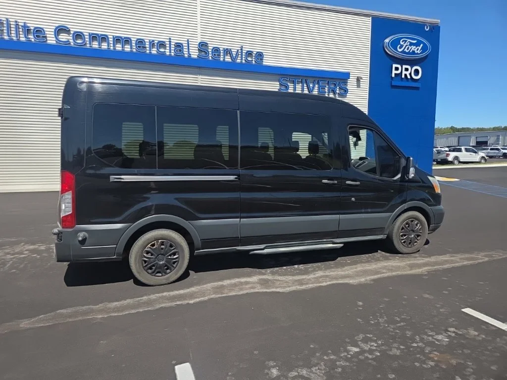 Used 2016 Black Ford XLT image 13