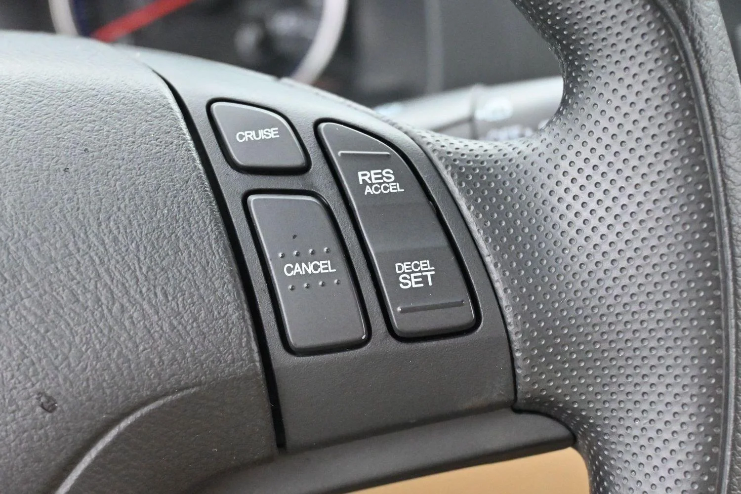 Used 2011 Opal Sage Metallic Honda SE image 17