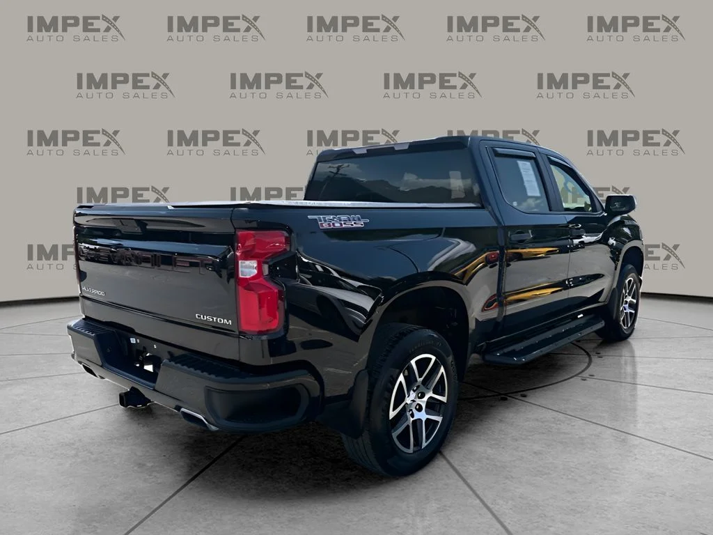 Used 2019 Black Chevrolet Custom Trail Boss image 3