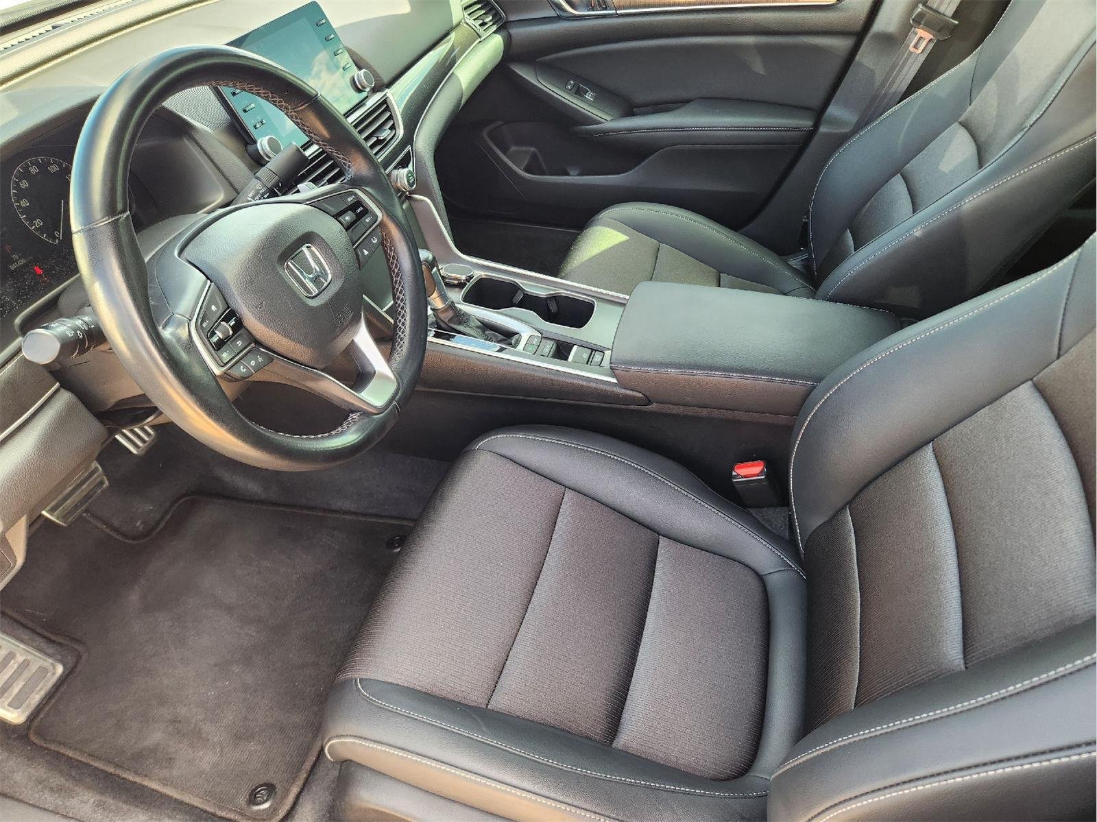 Used 2022 Platinum White Pearl Honda Sport image 12