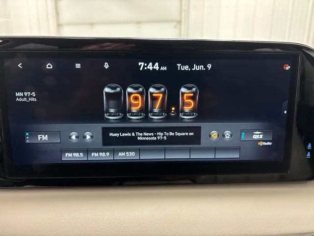 Used 2023 Black Hyundai Calligraphy image 23