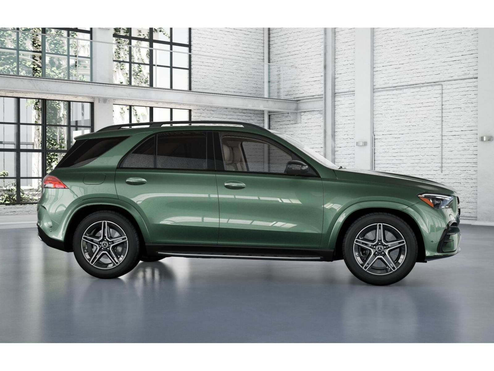 New 2026 MANUFAKTUR Ireland Mid Green Metallic Mercedes-Benz GLE 450 image 57