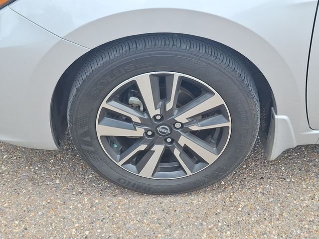 Used 2024 Silver Nissan 1.6 SV image 15