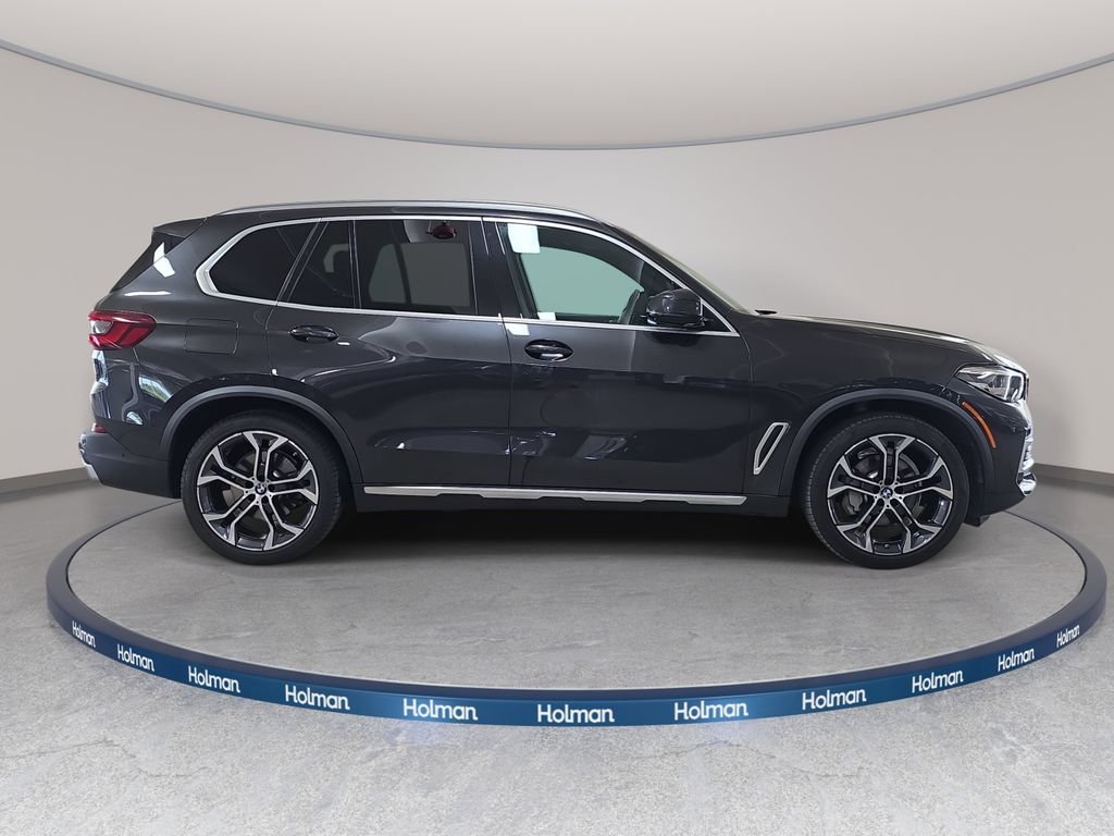 Certified Used 2023 Dark Graphite Metallic BMW sDrive40i image 6