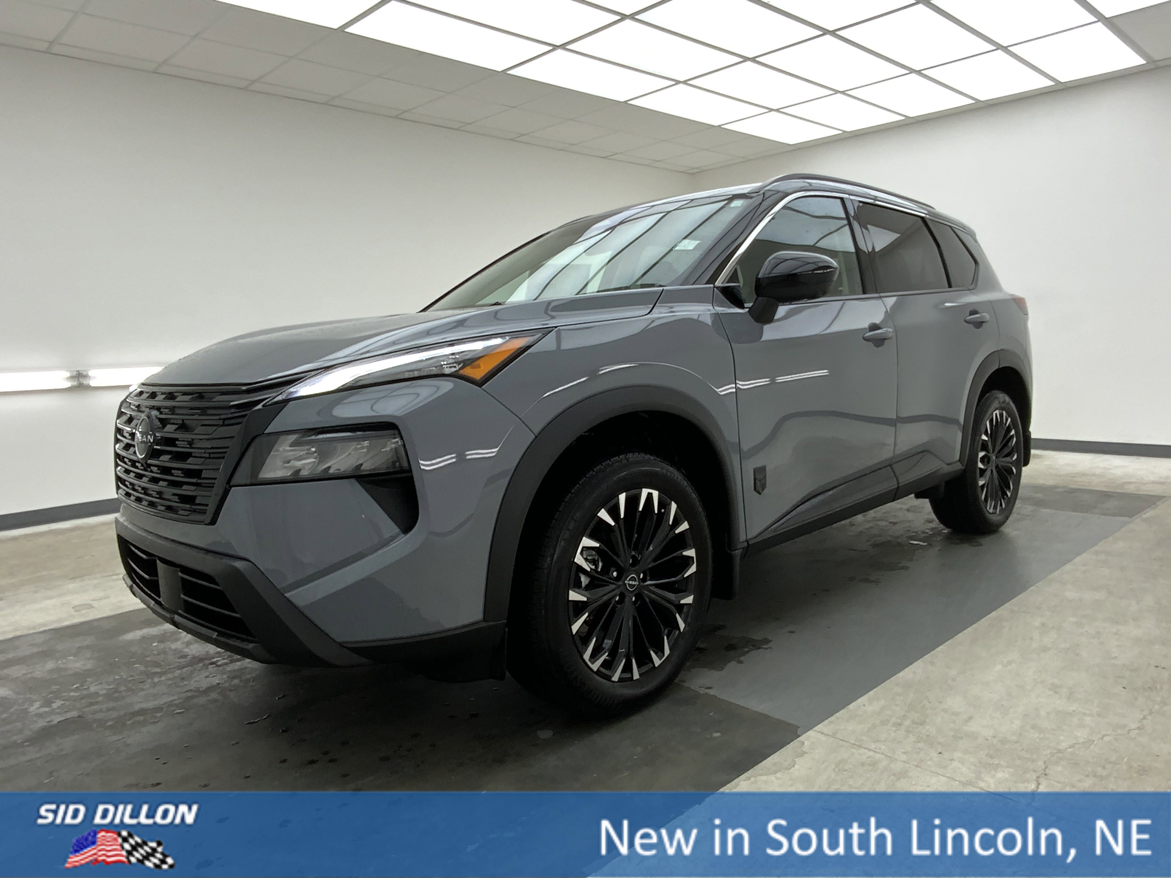 2026 Nissan Rogue Dark Armor AWD's photo