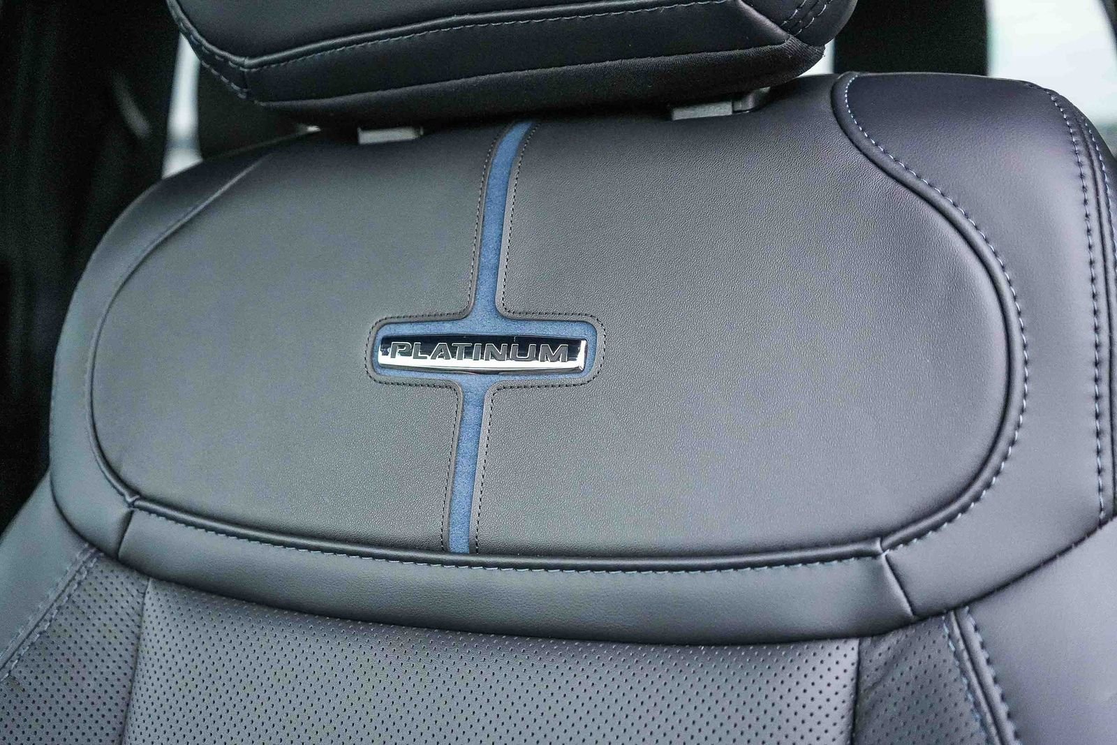 2026 Ford F-250 Super Duty Platinum - Photo 24