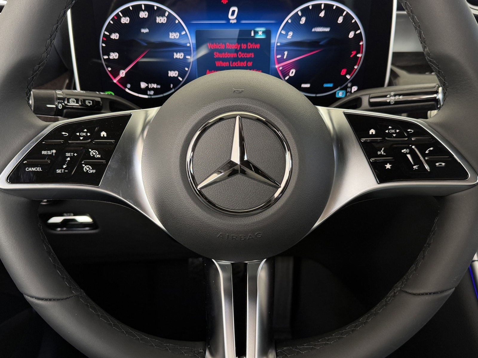 New 2026 MANUFAKTUR Alpine Grey Mercedes-Benz GLC 300 image 37