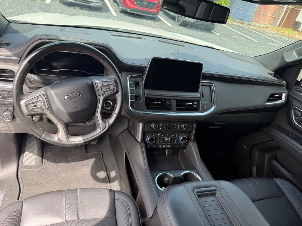 Used 2024 Iridescent Pearl Tricoat Chevrolet RST image 10