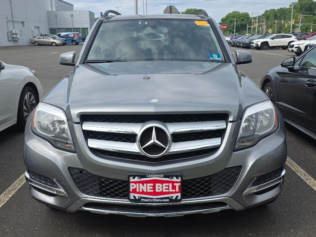 Used 2015 Palladium Silver Metallic Mercedes-Benz GLK image 2