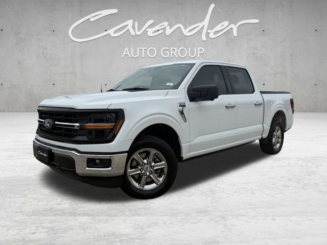 Used 2024 White Ford XLT image 1