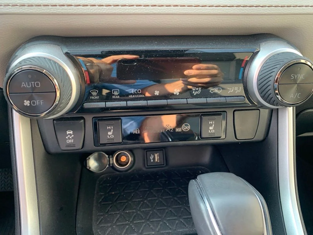 Certified Used 2023 Beige Toyota XLE Premium image 15