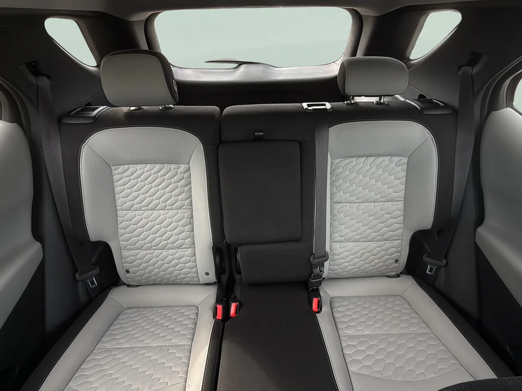 Used 2020 Pacific Blue Metallic Chevrolet LT image 32