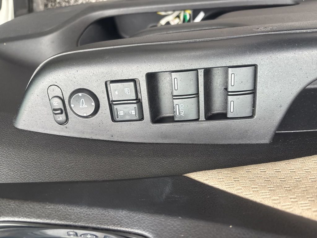 Used 2015 Beige Honda EX image 22