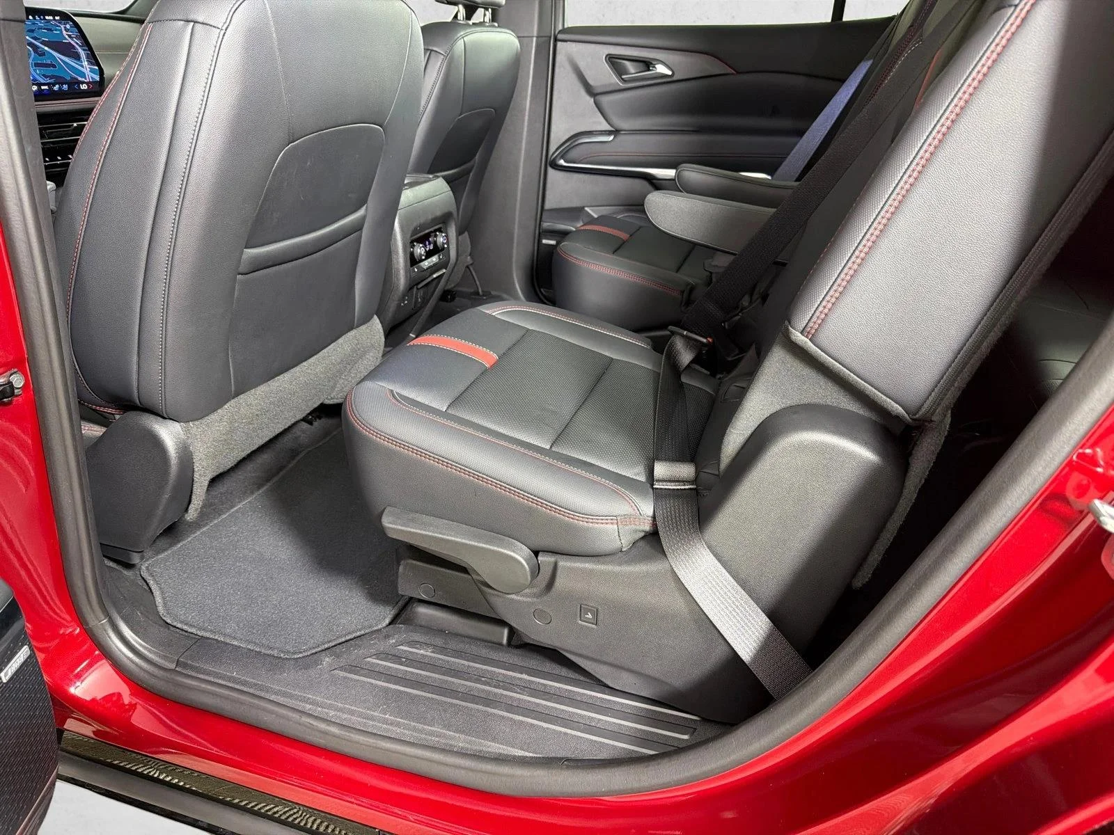 Used 2024 Gray Chevrolet AWD RS image 23