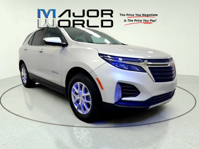 Used 2022 Silver Chevrolet LT image 2