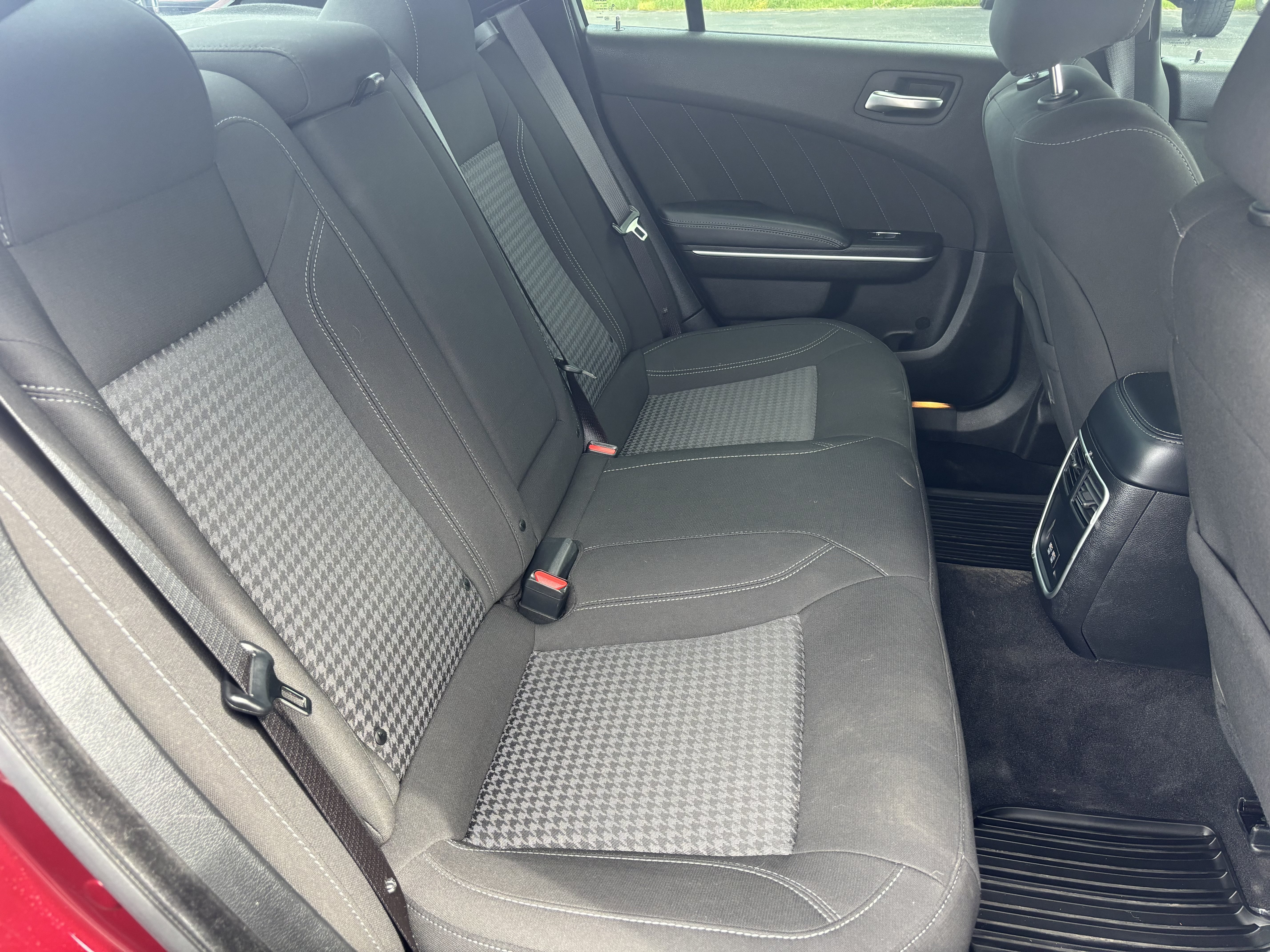 Used 2023 Octane Red Pearlcoat Dodge SXT image 24