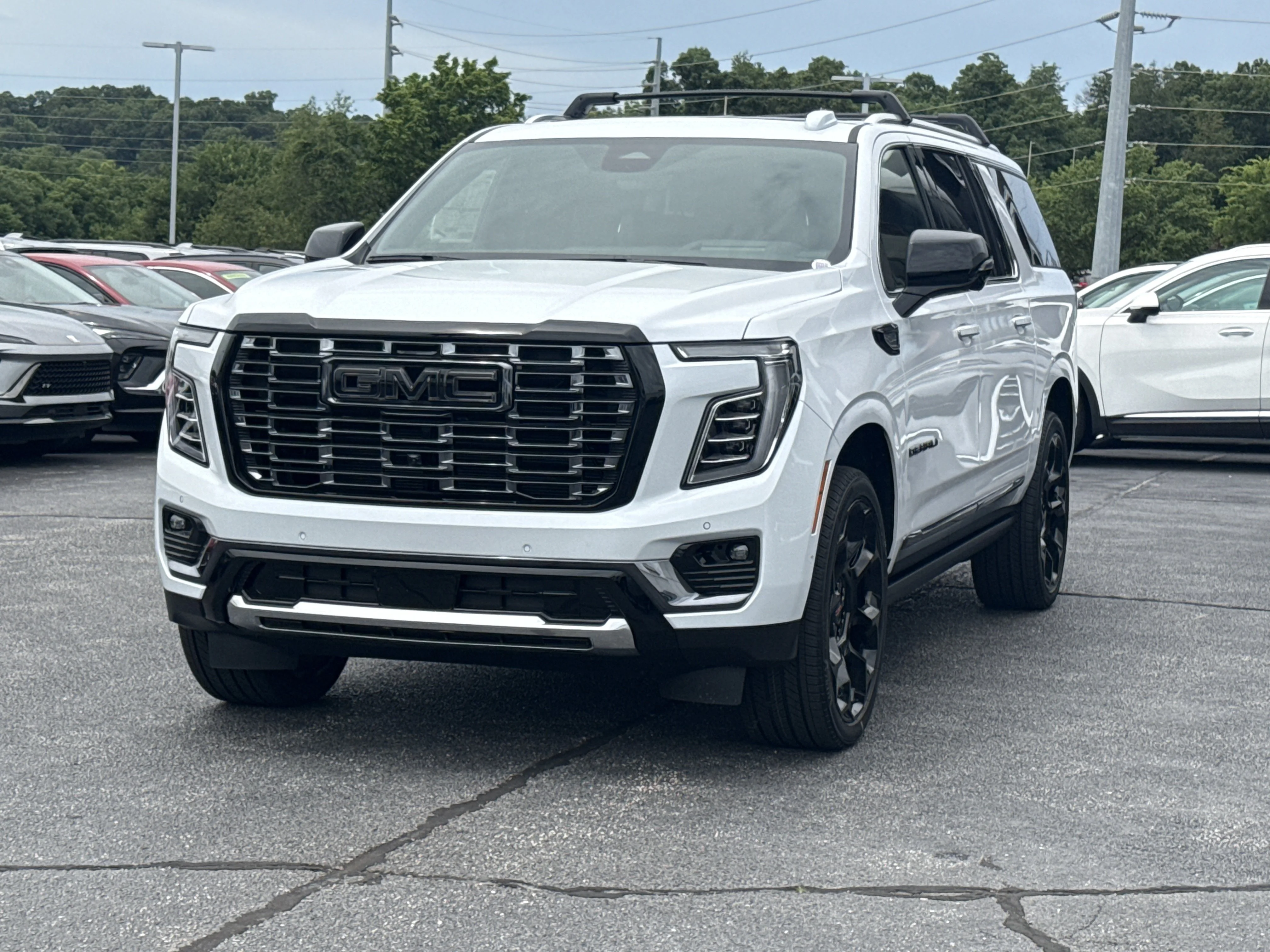 New 2026 Glacier White Tricoat GMC Denali Ultimate 4WD image 14