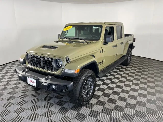 Used 2026 Green Jeep Sport S image 3