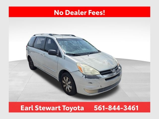 Used 2004 Silver Toyota CE image 1